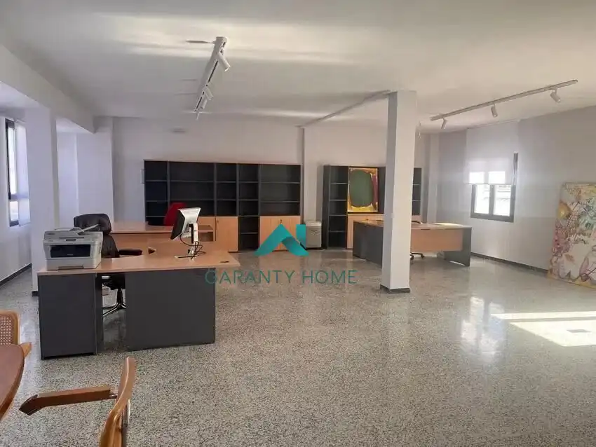 Oficina de lloguer en Valladolid amb Aire condicionat, Calefacció i Moblat