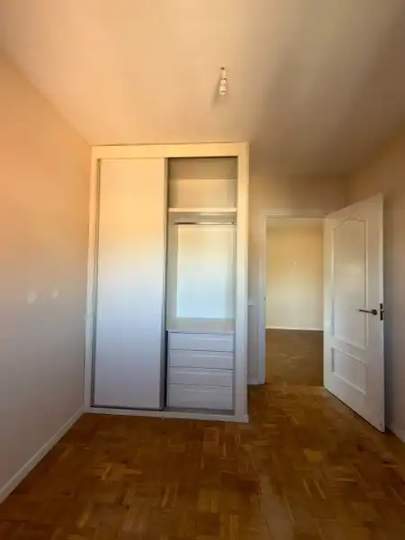 Bedroom of Flat for sale in Carabanchel
