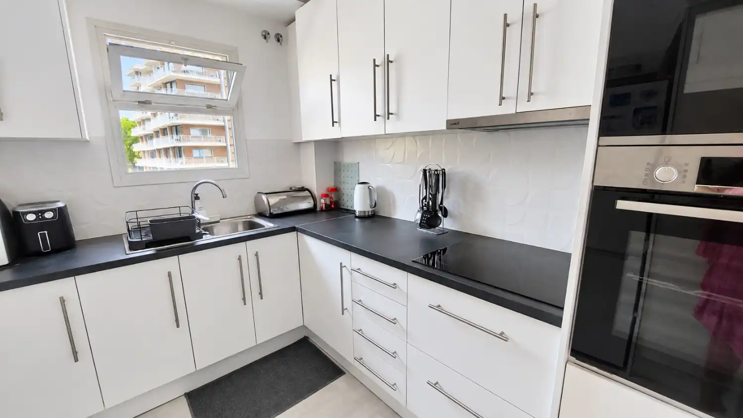 Kitchen of Apartments for sale in Fuengirola  with Air Conditioner, Terrace and Swimming Pool
