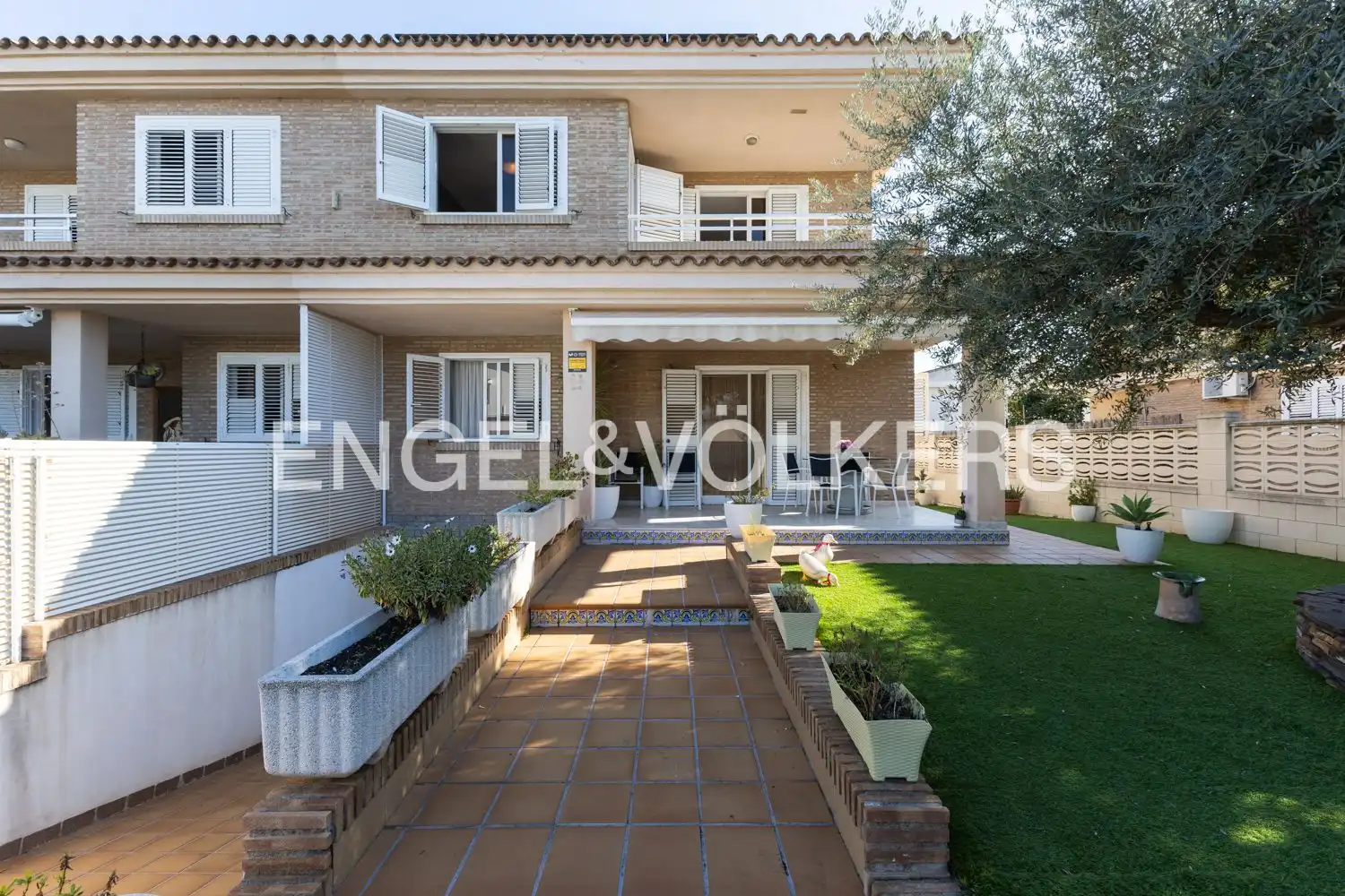 Vista exterior de Casa o chalet de alquiler en Benicasim / Benicàssim con Aire acondicionado, Calefacción y Jardín privado