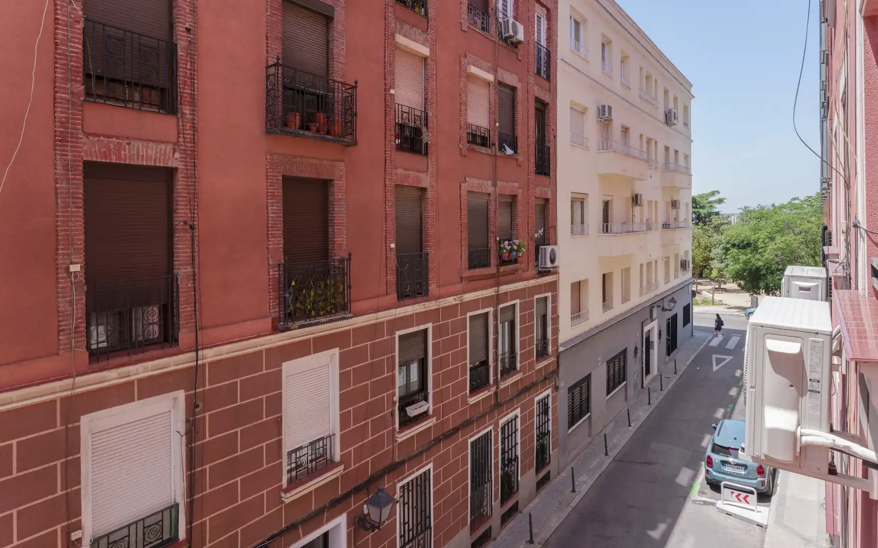 Exterior view of Flat for rent in Madrid  with Heating and Furnished