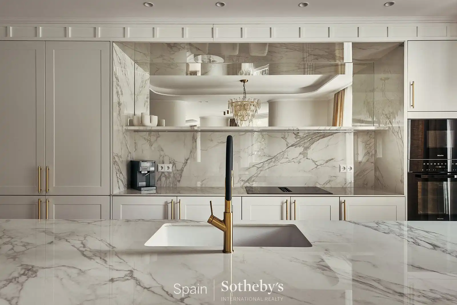 Kitchen of Apartments for sale in Madrid  with Air Conditioner, Heating and Terrace