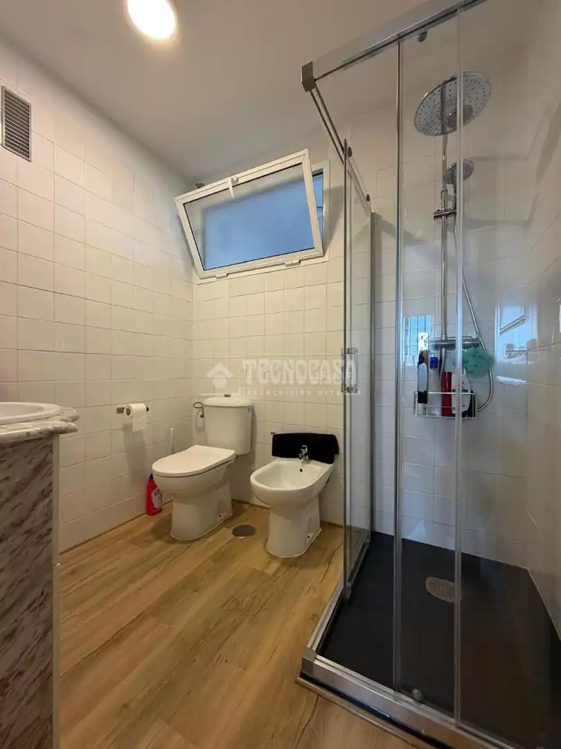 Baño de Piso en venta en Isla Cristina con Terraza