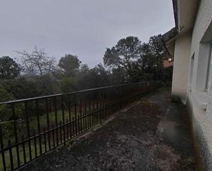 Vista exterior de Casa o xalet en venda en Venturada amb Calefacció, Terrassa i Balcó