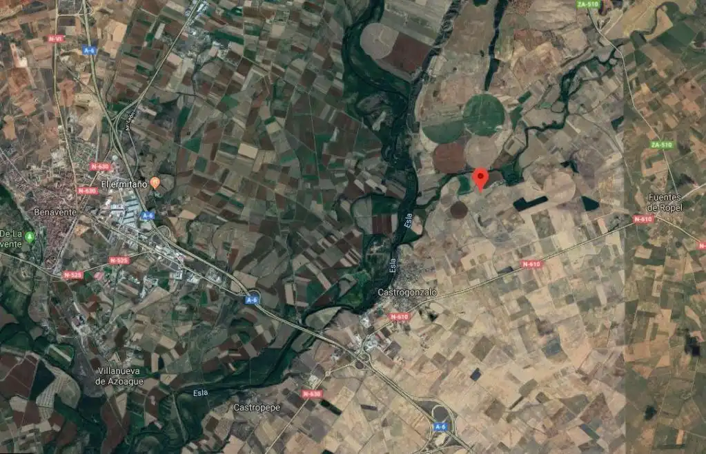 Residencial en venda en Fuentes de Ropel