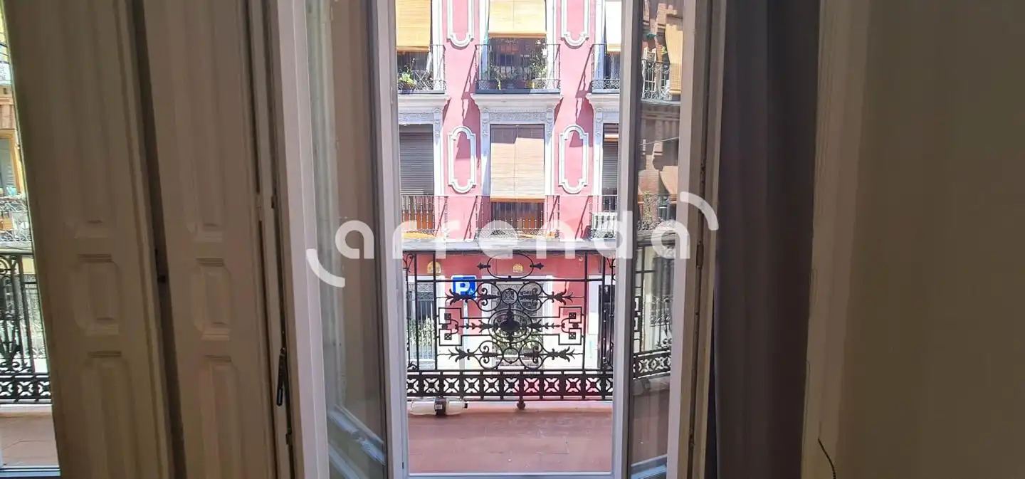 Terrasse von Wohnung zur Miete in Madrid mit Klimaanlage und Möbliert