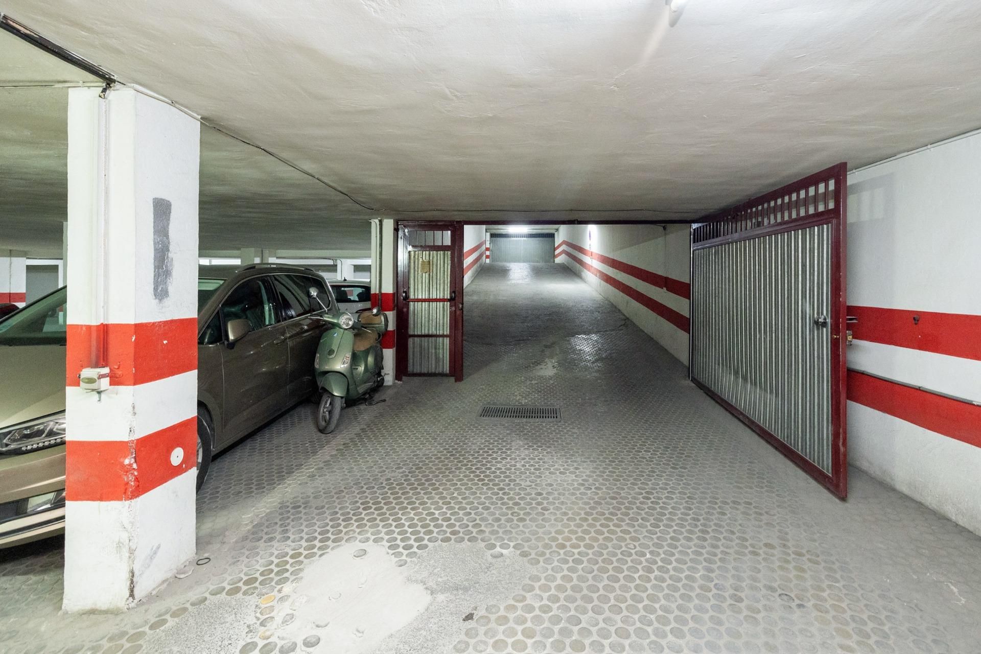 Parking of Garage for sale in  Granada Capital