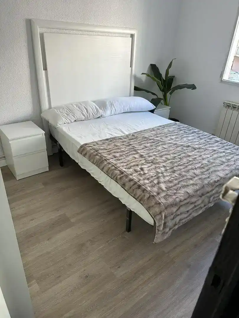 Bedroom of Flat for rent in Alcobendas  with Parquet flooring, Furnished and Washing machine