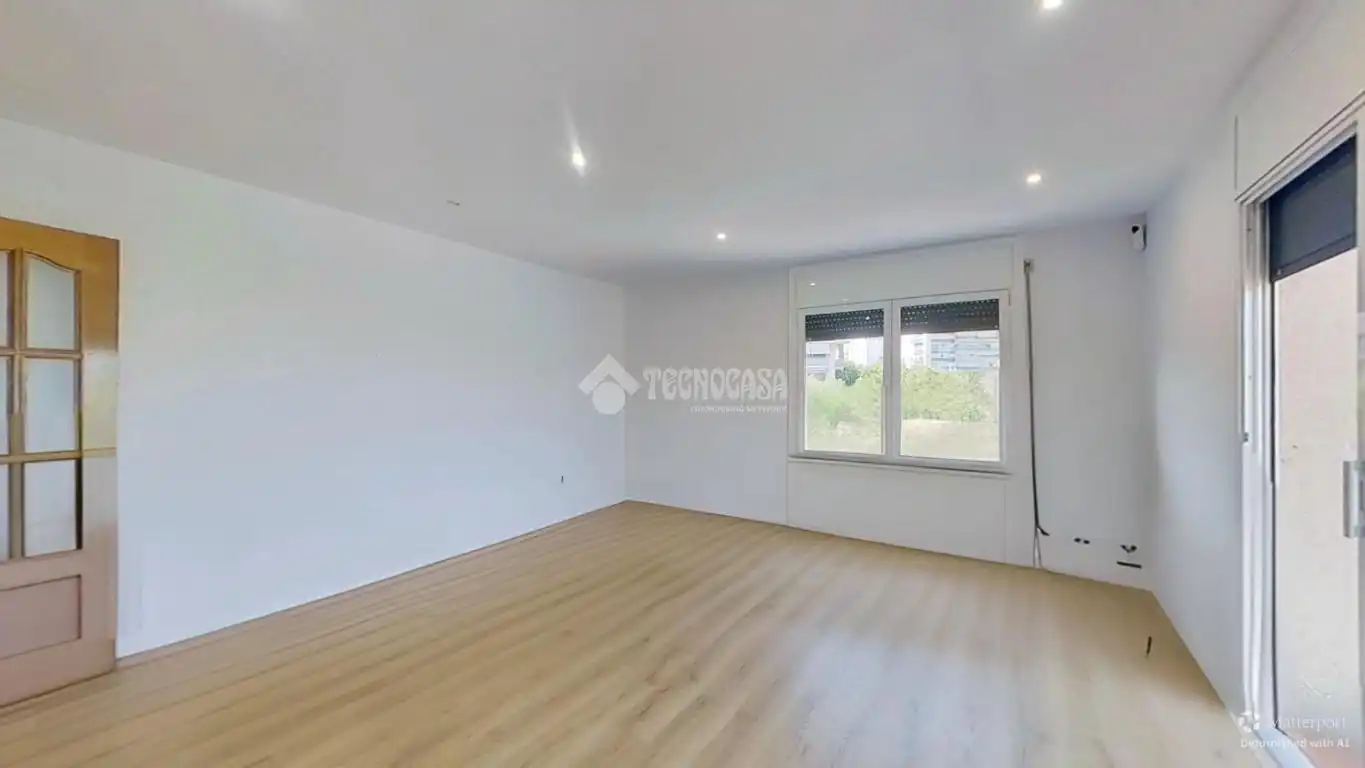 Sala de estar de Piso en venta en Barberà del Vallès con Calefacción y Balcón