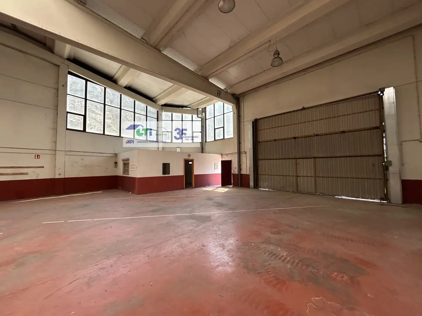 Nave industrial en venta en Alfajarín