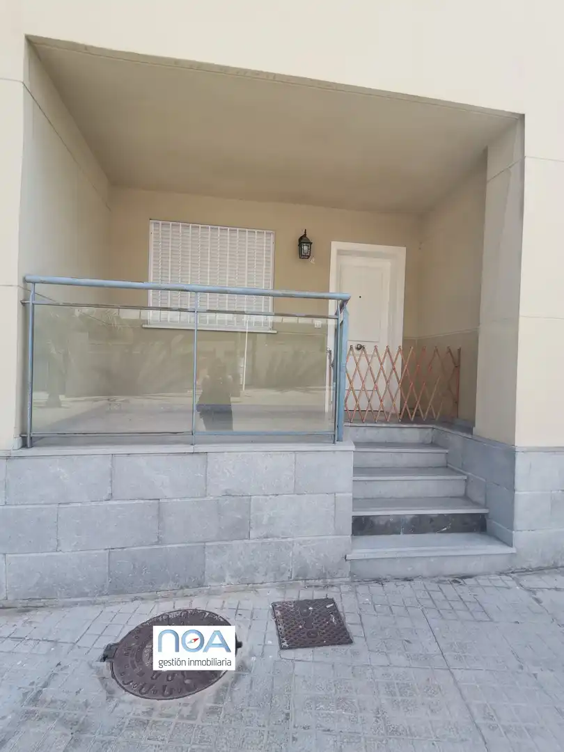 Apartamento de alquiler en Carrer Illa de Còrsega, 29, Las Islas