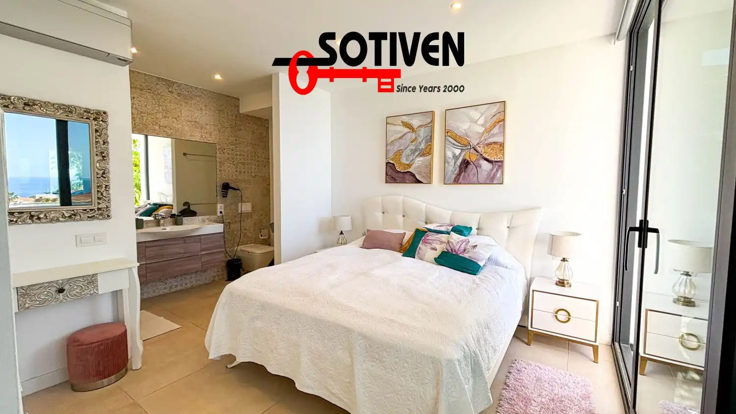 Habitación de Casa o chalet en venta en Adeje con Jardín privado, Terraza y Piscina