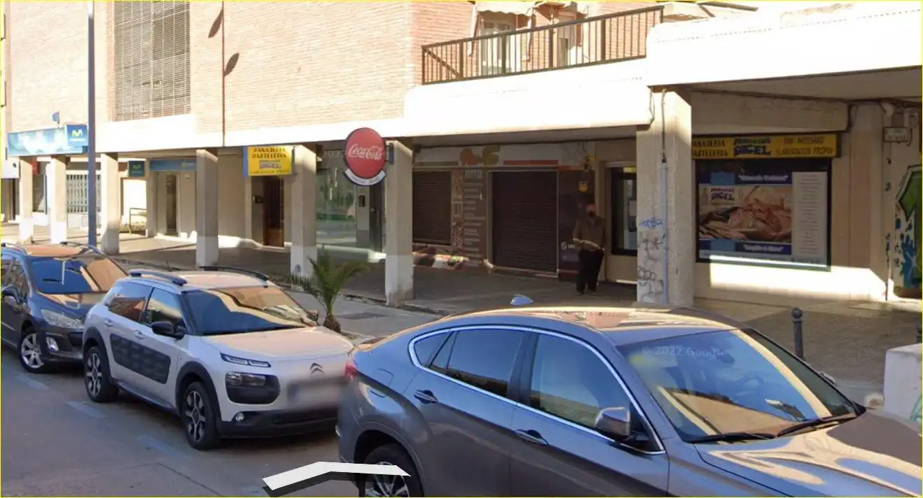 Business premises for sale in Nueva Andalucía, imagen 2