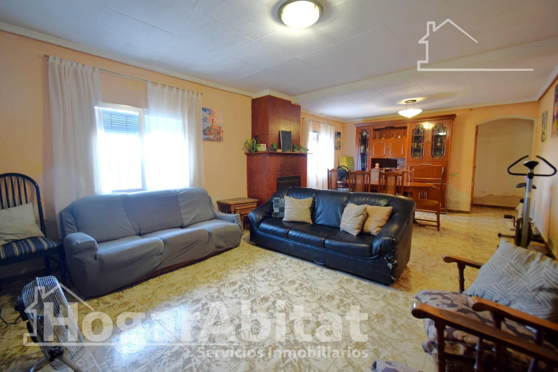 Sala d'estar de Casa o xalet en venda en Vilamarxant amb Jardí privat, Terrassa i Traster