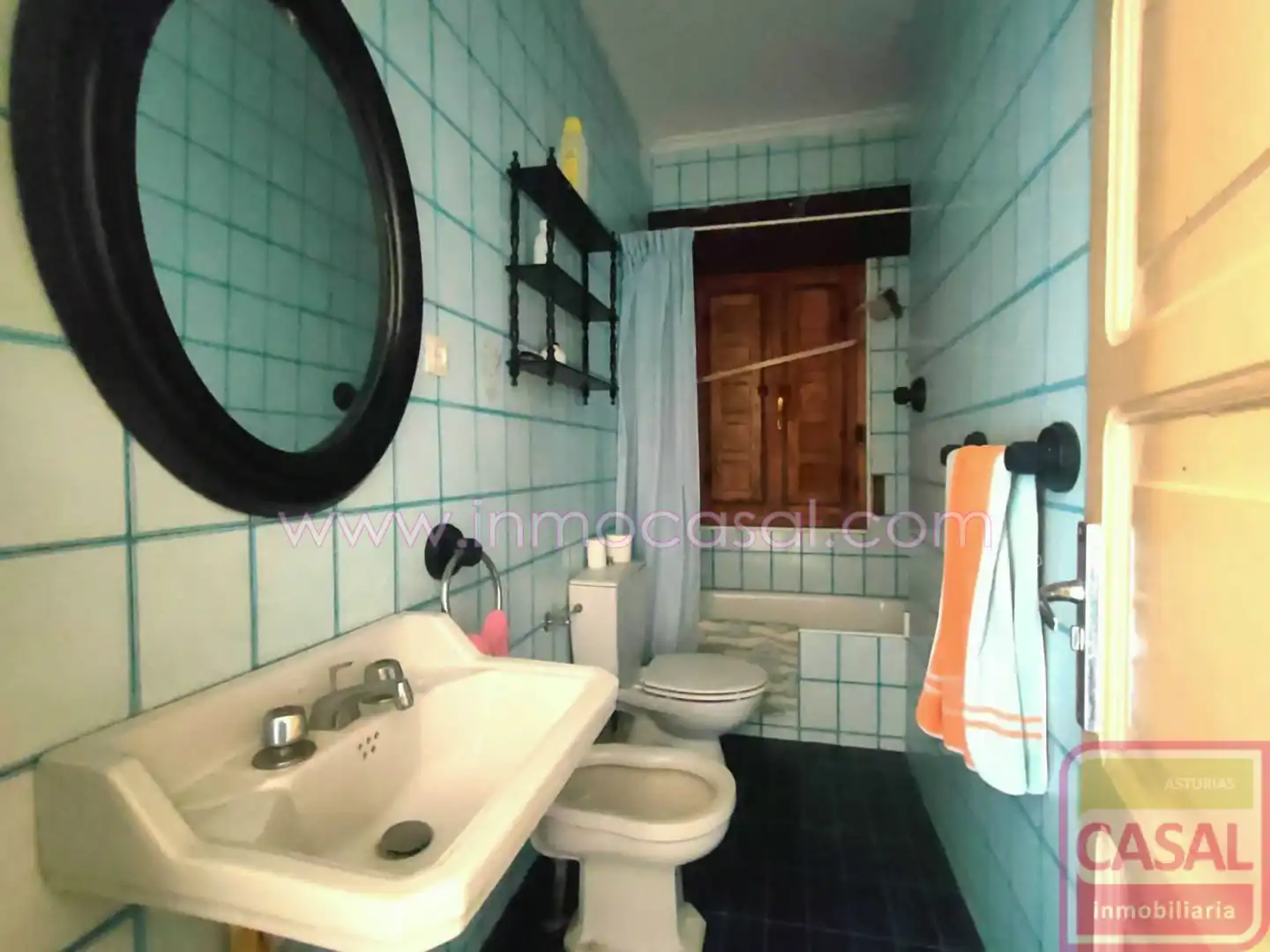 Baño de Casa o chalet en venta en Avilés con Calefacción y Terraza