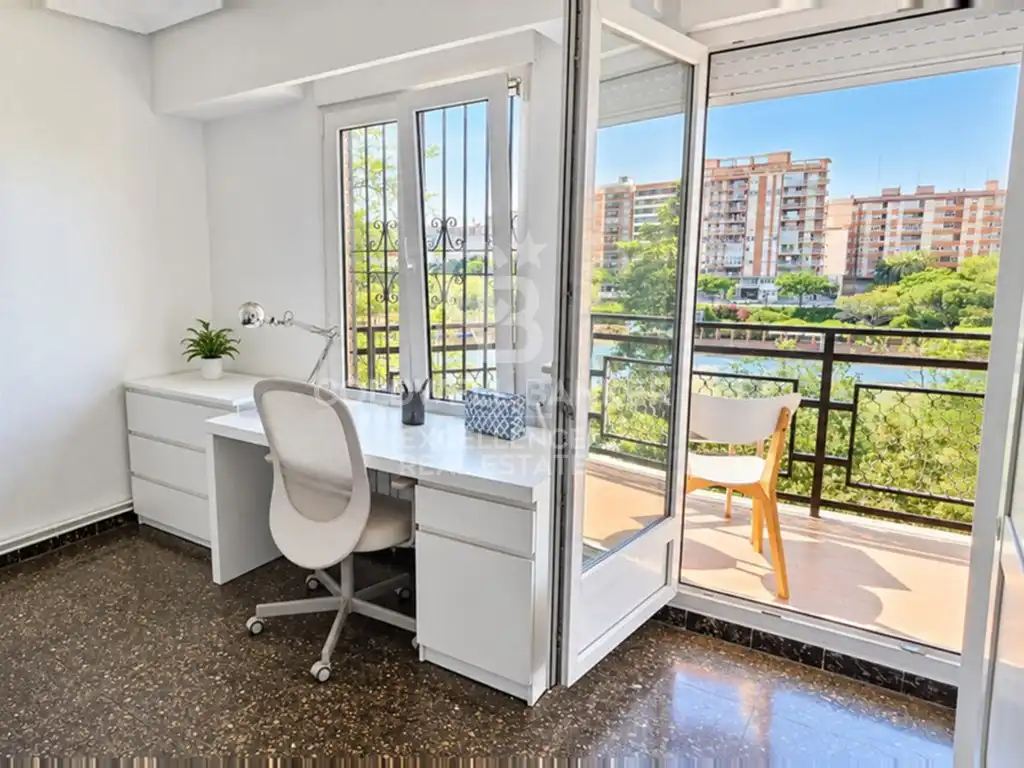 Piso con terraza en venta en Paseo Pechina, imagen 8