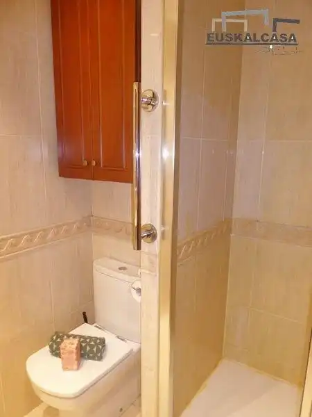 Bany de Pis en venda en Errekalde