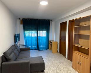 Living room of Flat to rent in  Granada Capital  with Terrace and Balcony