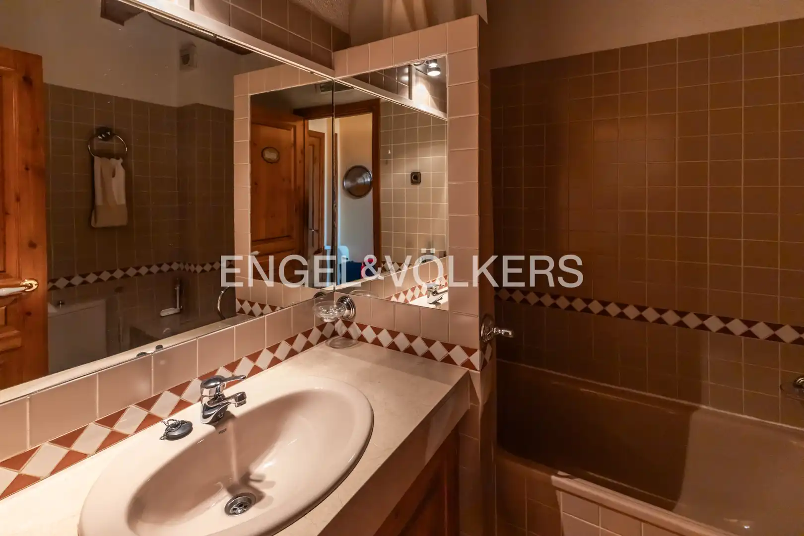 Baño de Dúplex en venta en Fontanals de Cerdanya con Calefacción, Parquet y Terraza