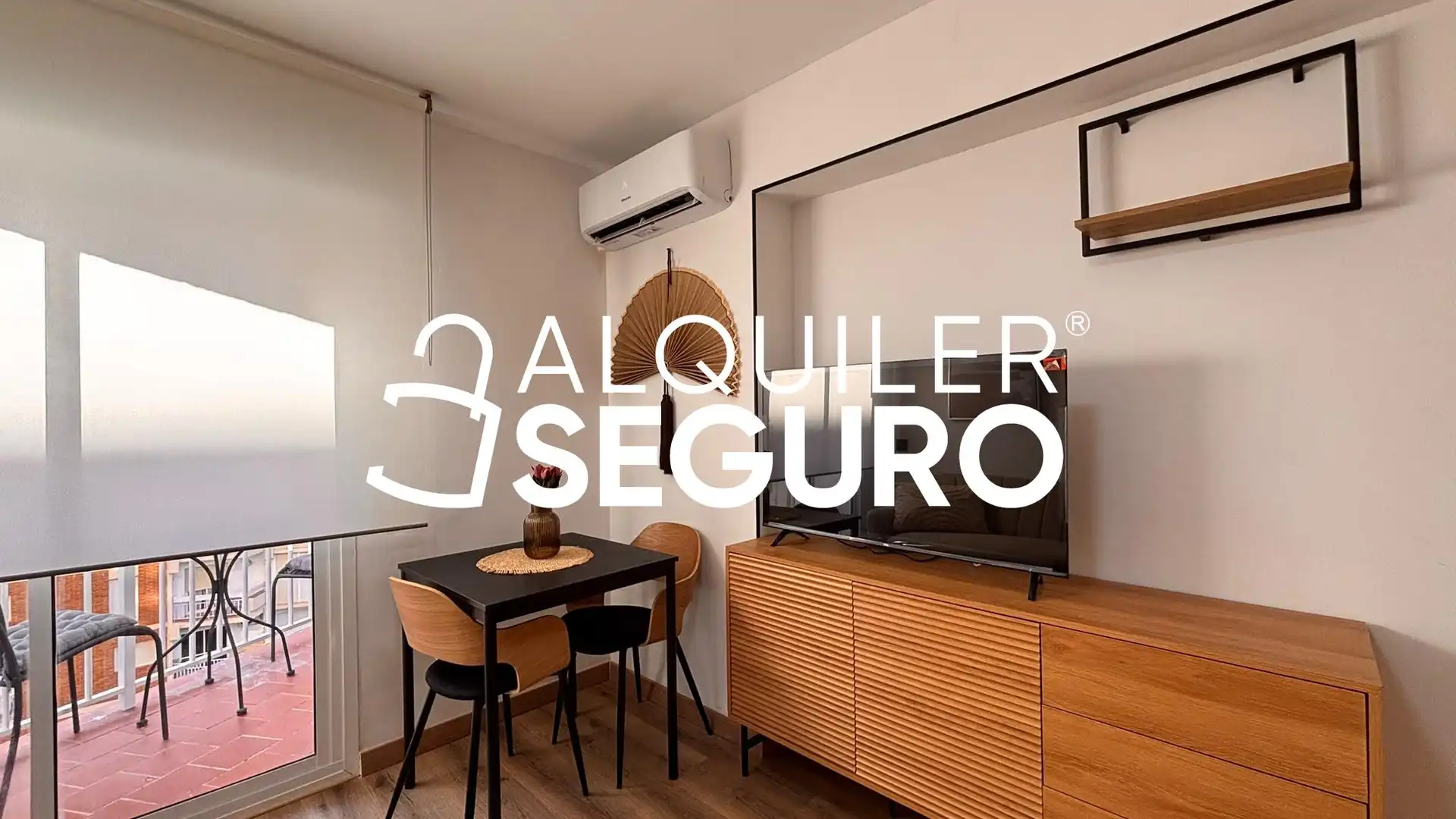 Monolocale con piscina in affitto a Luis Vives, imagen 4