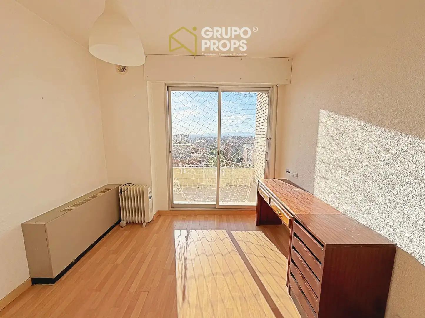 Apartamento en venta en Madrid con Calefacción y Balcón