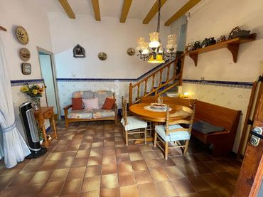 Casa con balcone in vendita a Centre