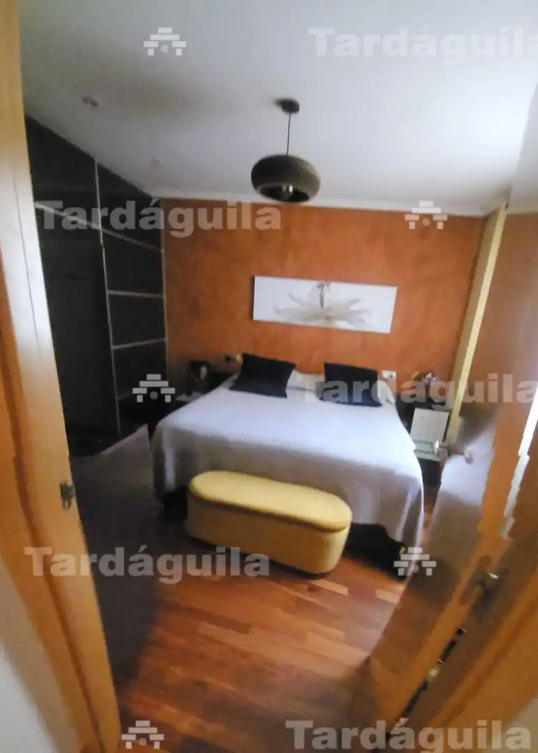 Dormitori de Pis en venda en Salamanca amb Calefacció i Balcó