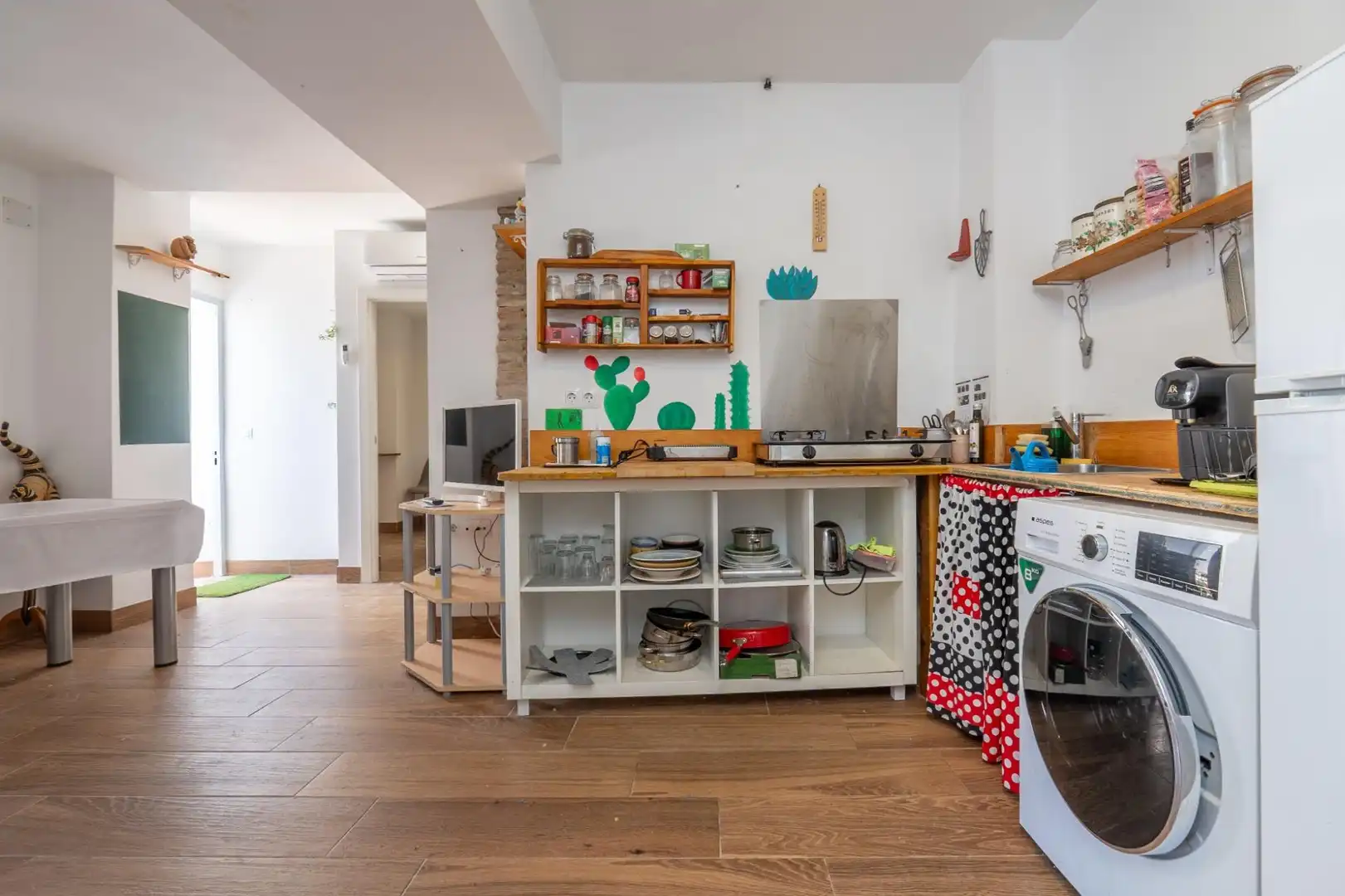 Kitchen of Houses for sale in Granada  with Air Conditioner, Terrace and Furnished