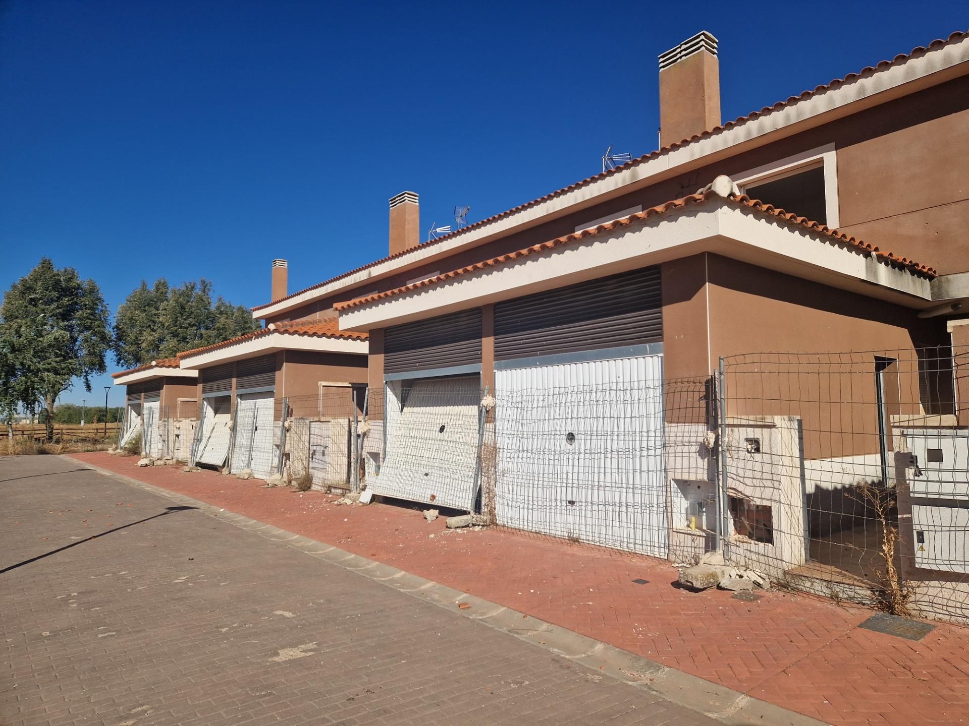 Building for sale in  UA-17, 3, Torralba de Calatrava
