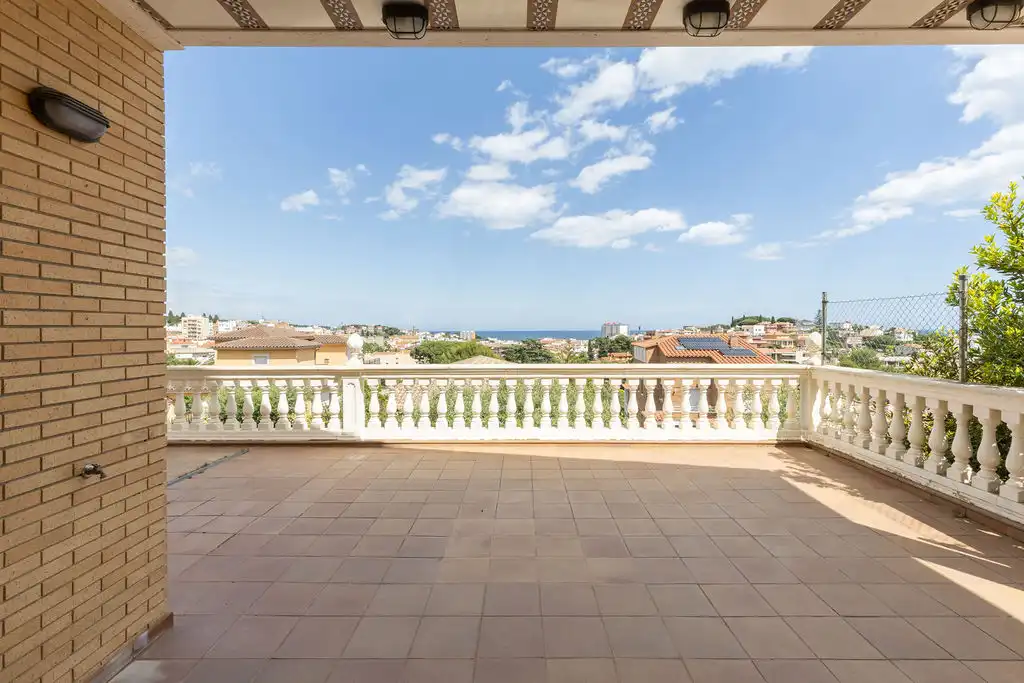 Casa amb piscina en venda a Canet de Mar, imagen 27