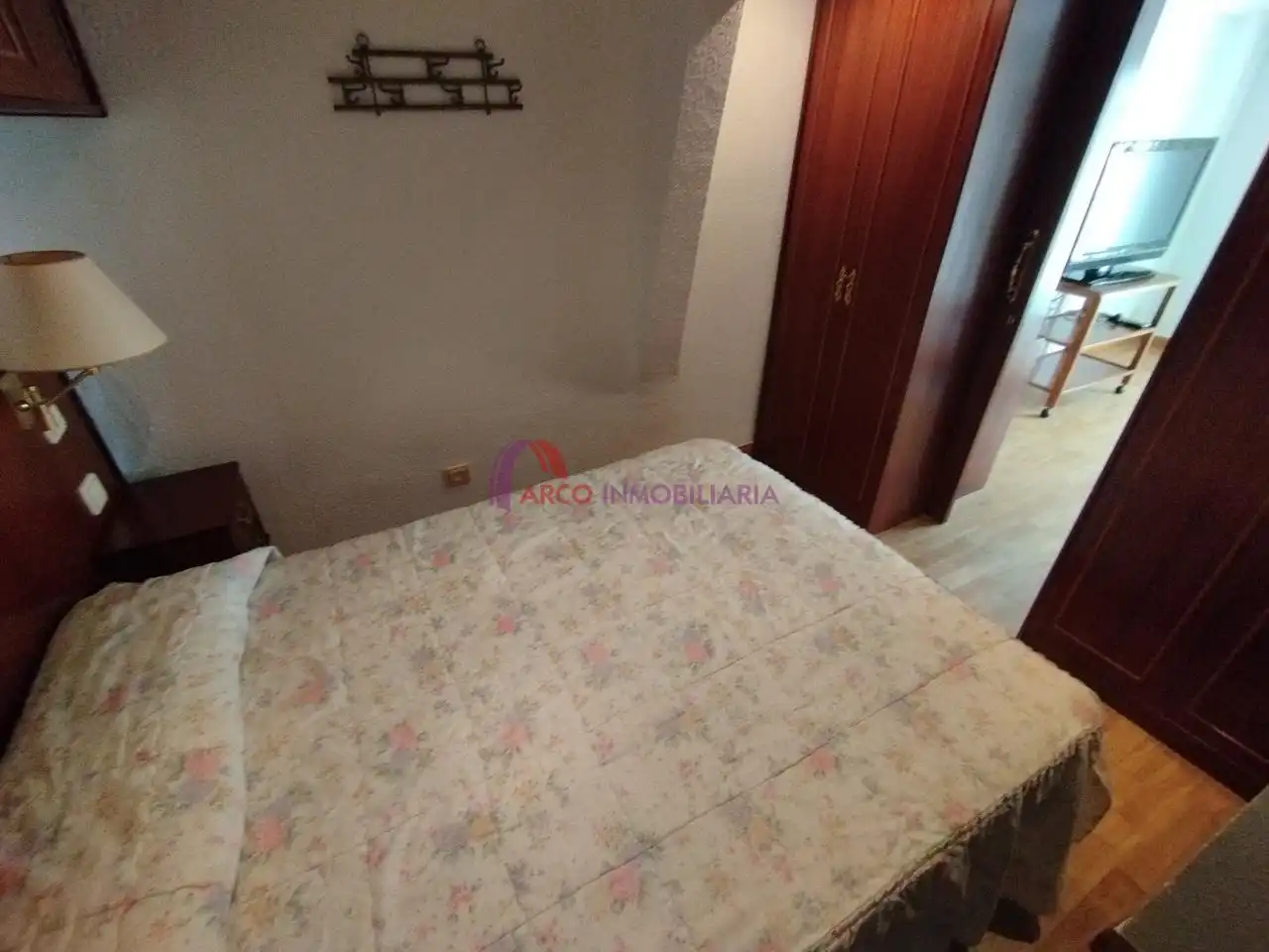 Schlafzimmer von Wohnungen zur Miete in Burgos mit Heizung, Parkett und Terrasse