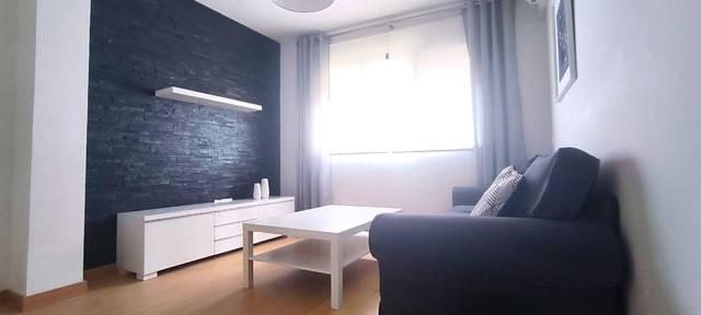 Apartamento en Alquiler en Calle ZARAGOZA en Pardaleras
