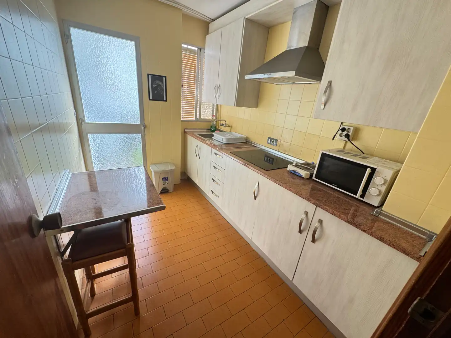 Cocina de Piso de alquiler en Jaén con Aire acondicionado, Terraza y Amueblado