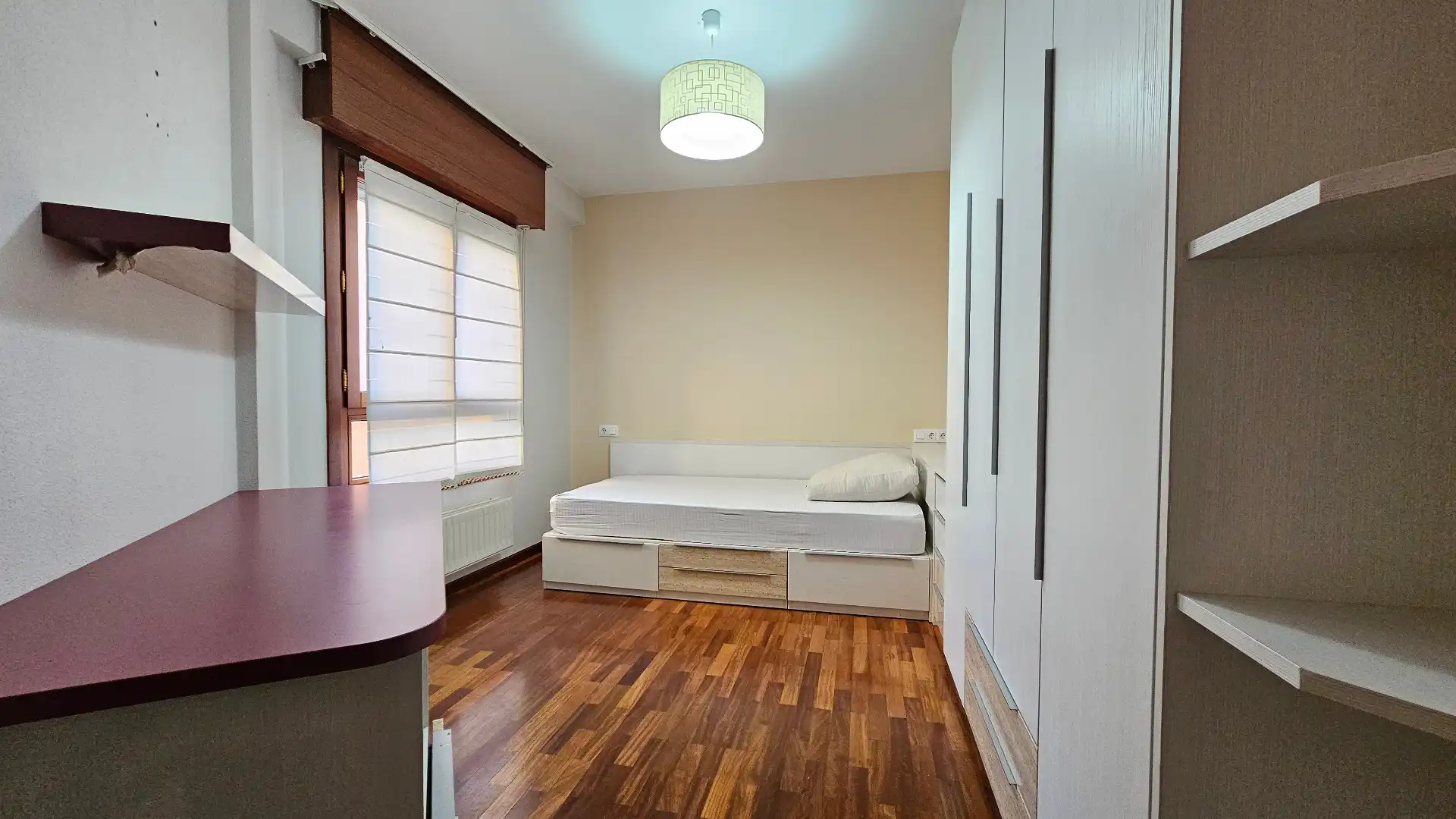 Habitación de Casa adosada en venta en Alegría-Dulantzi con Calefacción, Parquet y Terraza