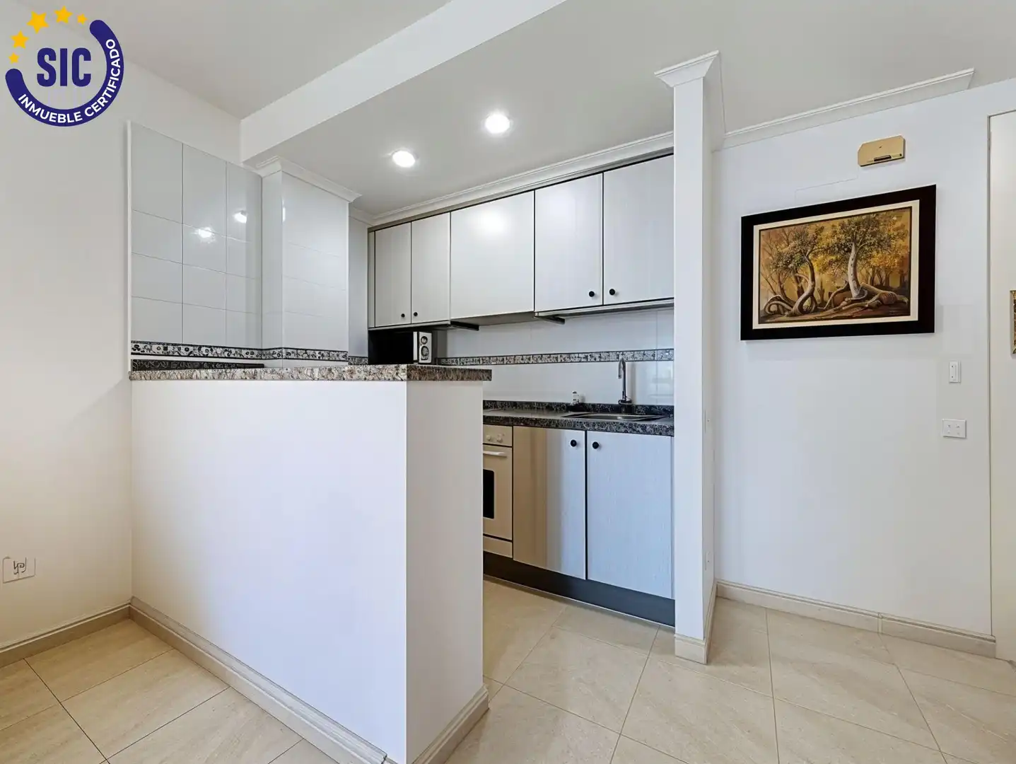 Cuina de Apartament en venda en Calpe / Calp amb Calefacció, Terrassa i Piscina comunitària