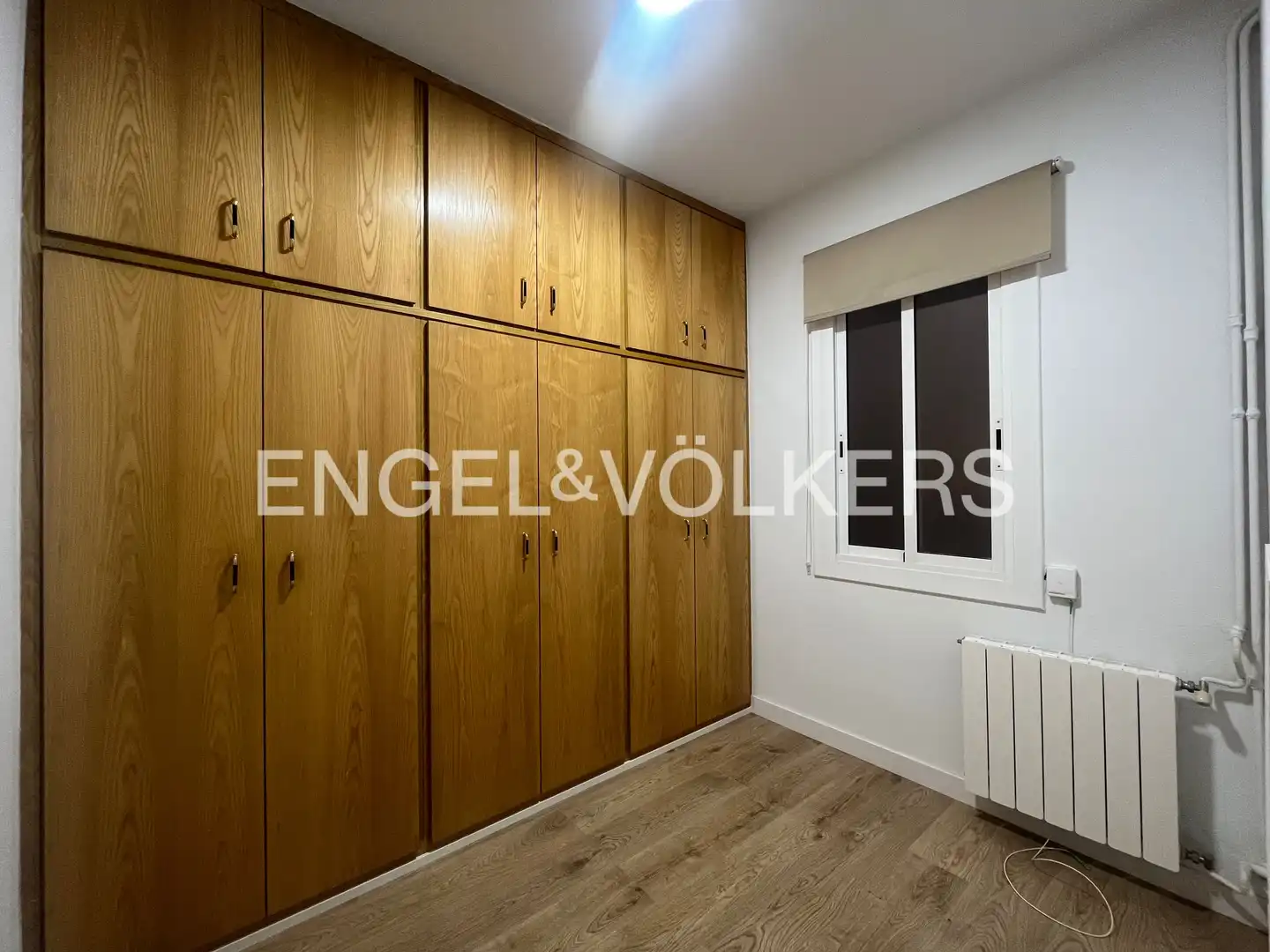 Flat for sale in Barcelona  with Air Conditioner, Heating and Parquet flooring