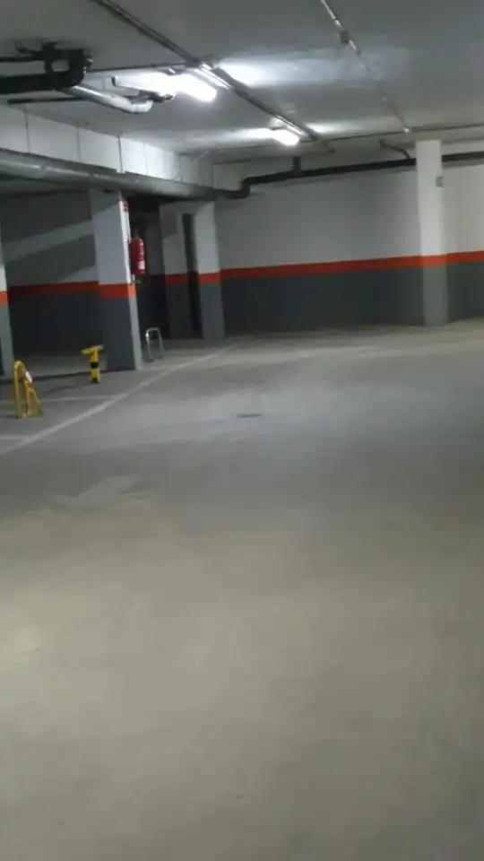 Parking de Dúplex en venta en Sanlúcar de Barrameda con Aire acondicionado, Trastero y Amueblado