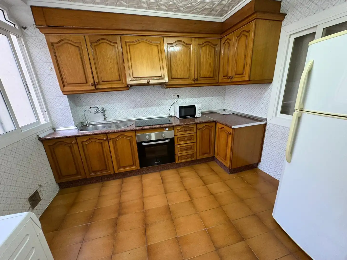 Flat for rent in Calle manuel ruiz magro, Carrús Este