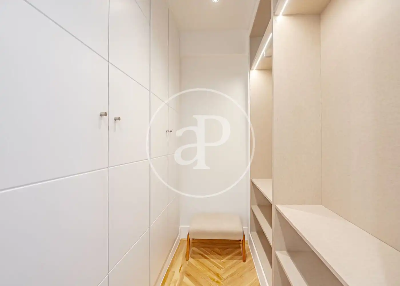 Piso en venta en Madrid con Aire acondicionado, Calefacción y Trastero