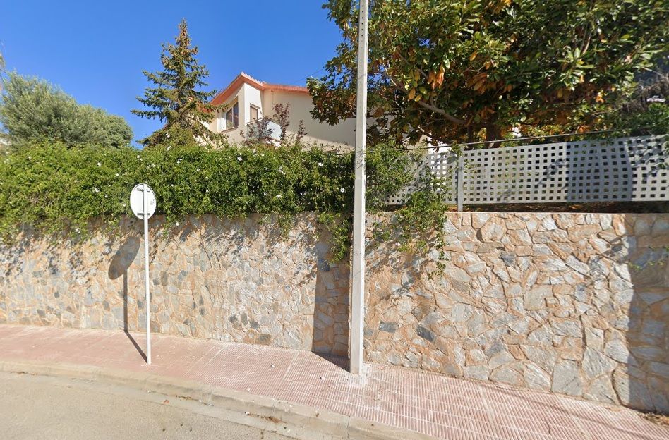 Exterior view of House or chalet for sale in Sant Esteve Sesrovires