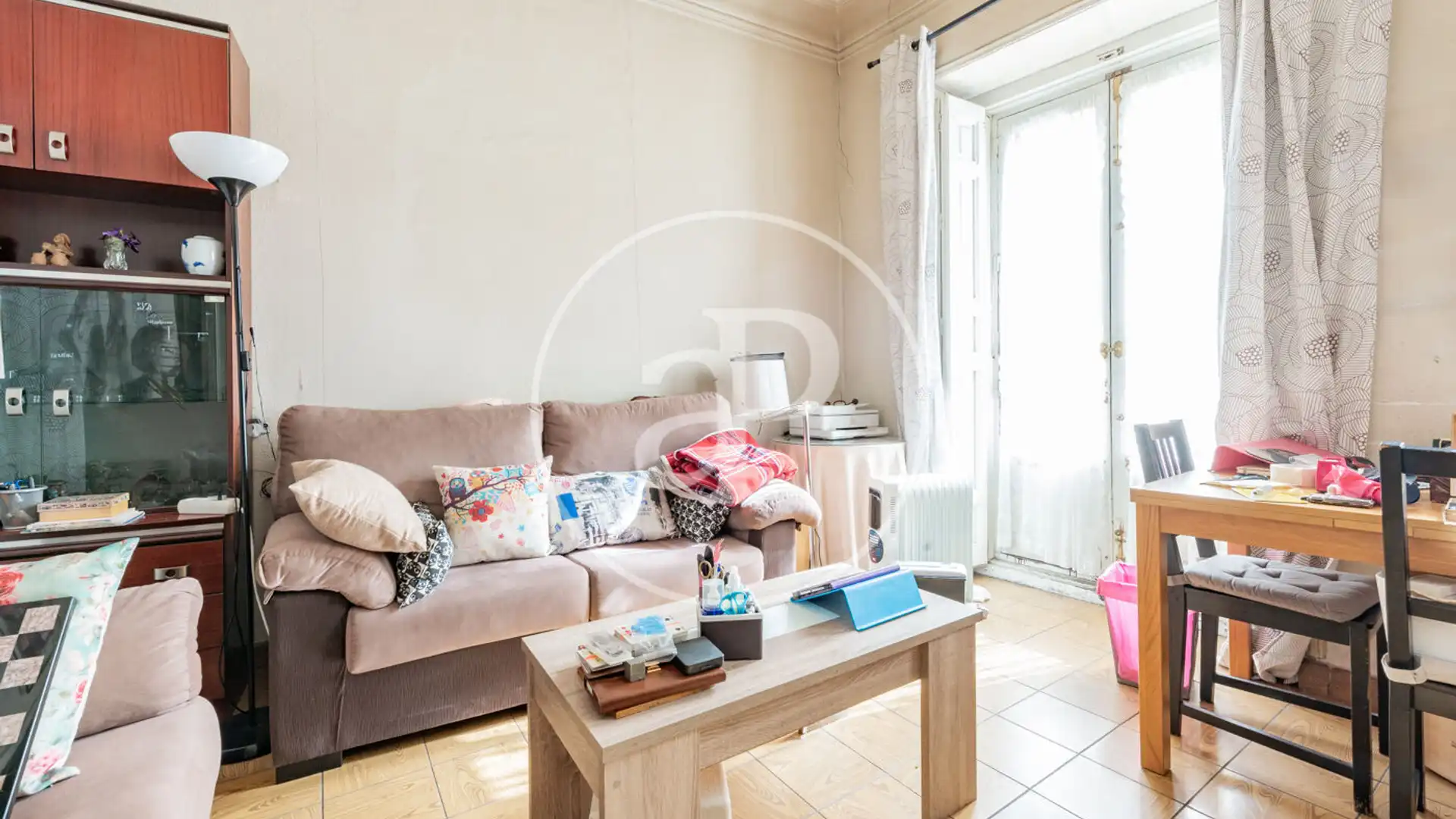 Piso en venta en Corre. Baja de San Pablo, Universidad - Malasaña