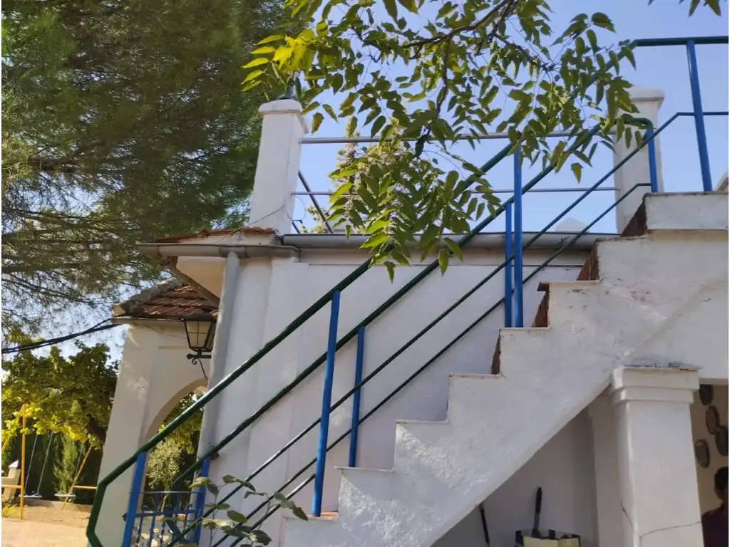 Vista exterior de Casa o chalet en venta en Almodóvar del Campo con Piscina comunitaria