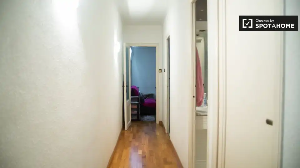 Room in Collblanc