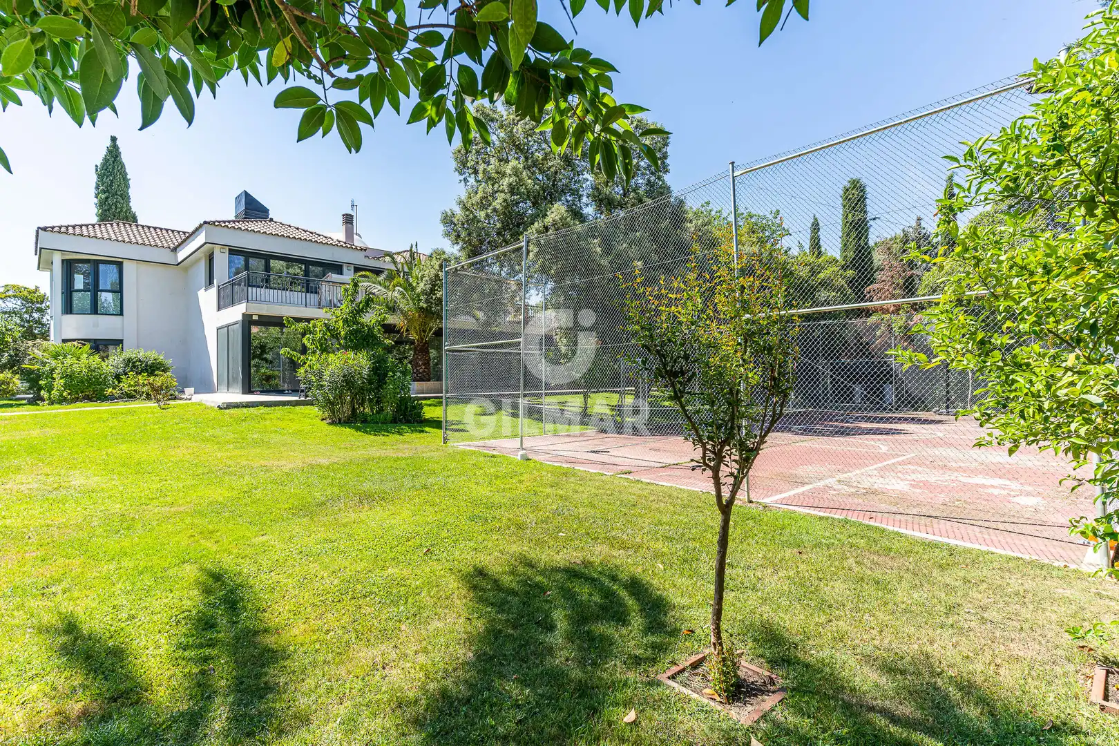 Jardín de Casa o chalet en venta en Boadilla del Monte con Calefacción, Jardín privado y Piscina
