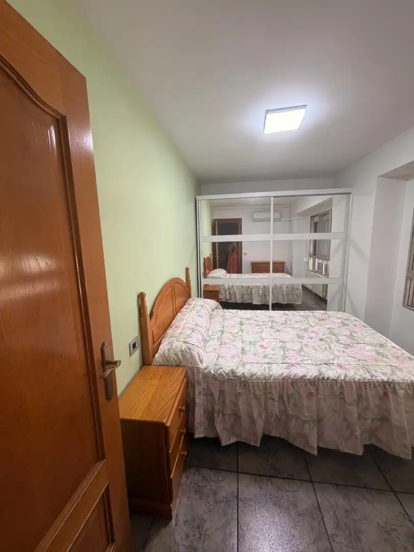 Schlafzimmer von Wohnung zum Verkauf in Sagunto / Sagunt mit Möbliert, Ofen und Waschmaschine