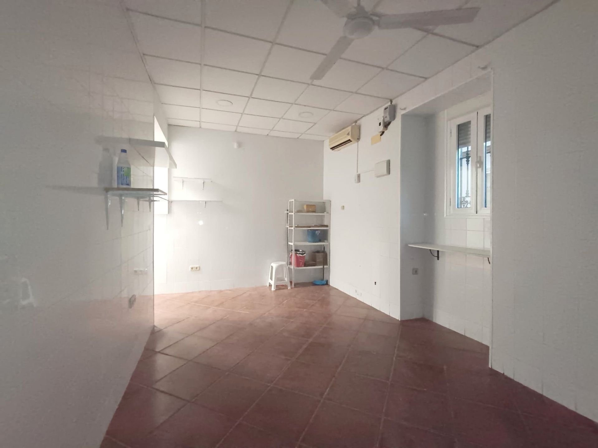 Premises for sale in Alcalá de Guadaira  with Air Conditioner