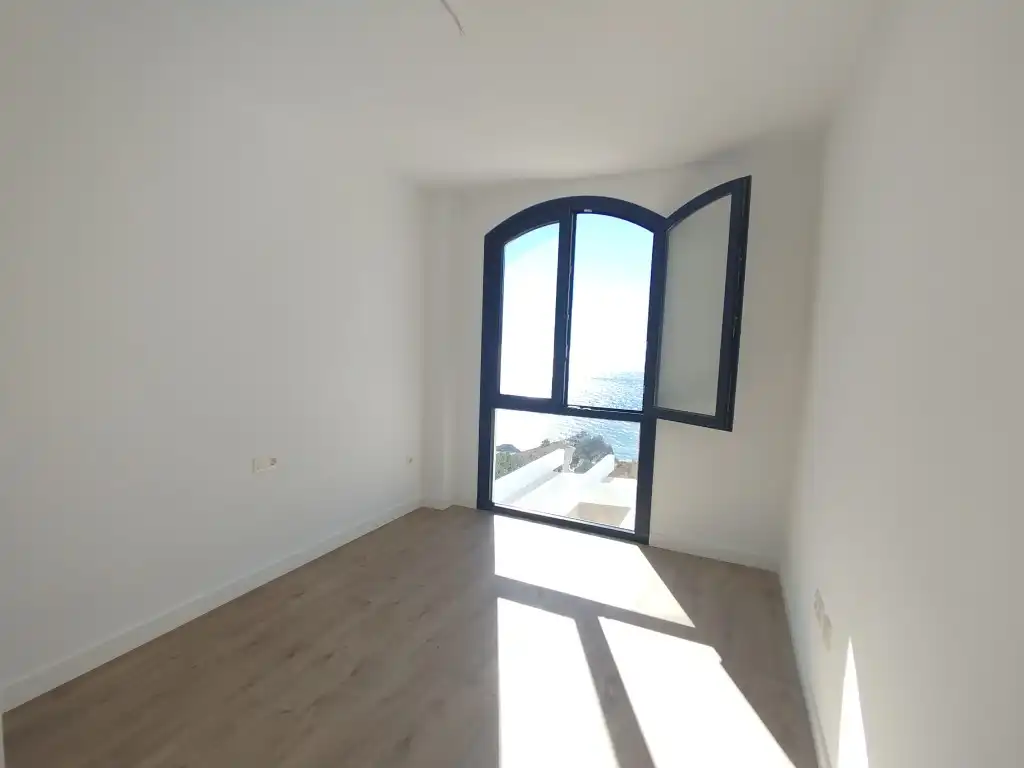 Habitación de Casa adosada en venta en Torrox con Terraza, Piscina y Piscina comunitaria