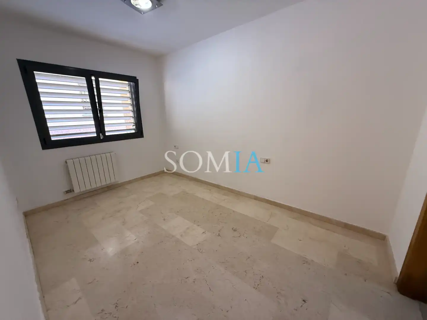 Habitación de Piso en venta en Sant Celoni con Calefacción, Horno y Internet