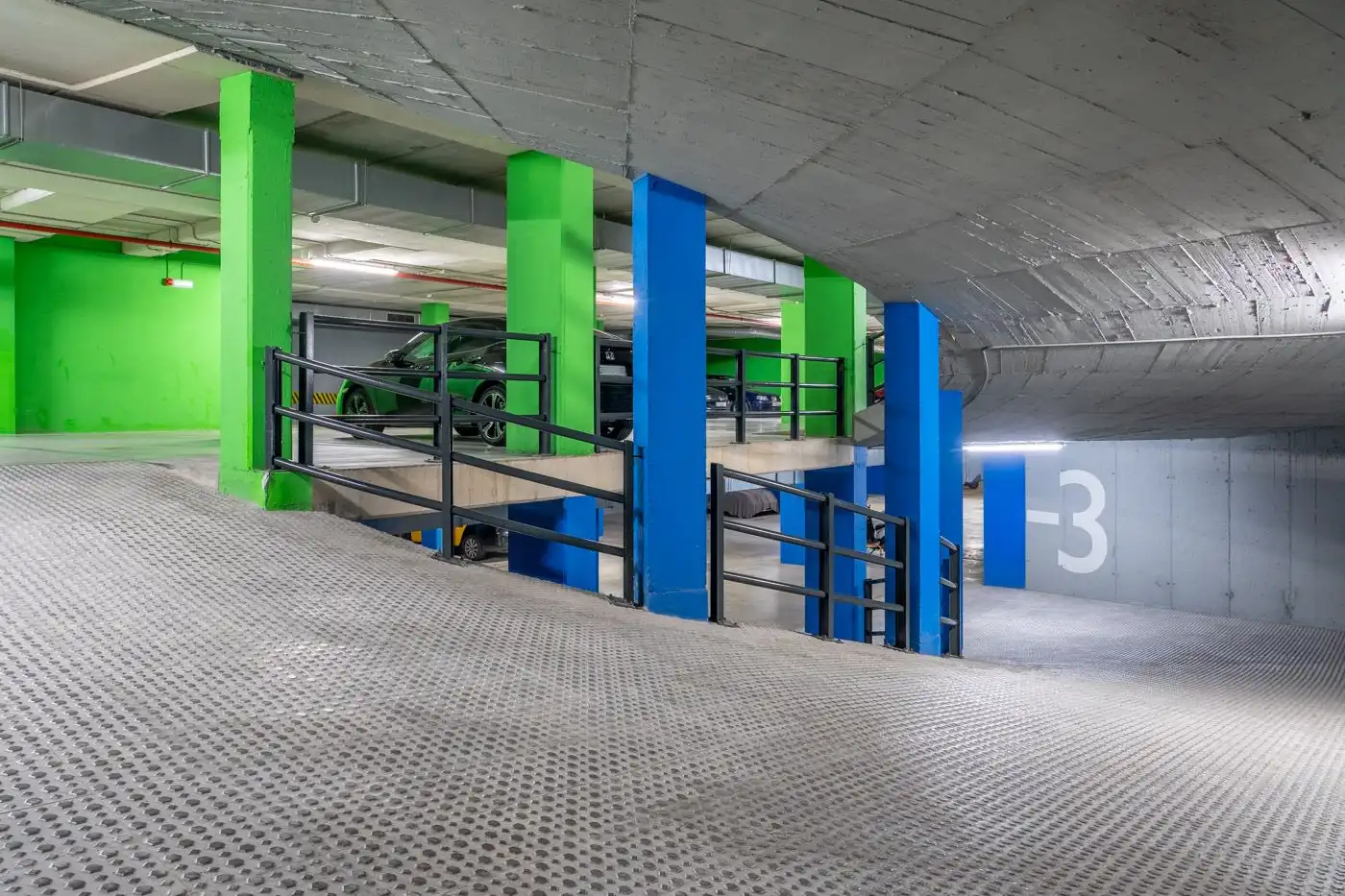 Parking of Garage for rent in L'Hospitalet de Llobregat