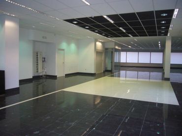 Gewerbefläche zum Verkauf in Avenida das Mariñas